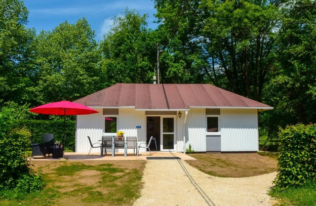 Campsite La Draille * - House Périgord 8 people