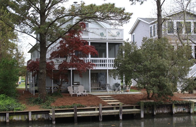 Canal House - Relaxing Family Retreat