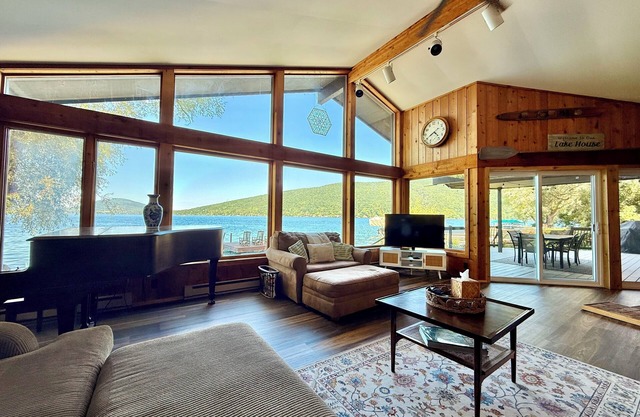 Canandaigua Lake House on the Water