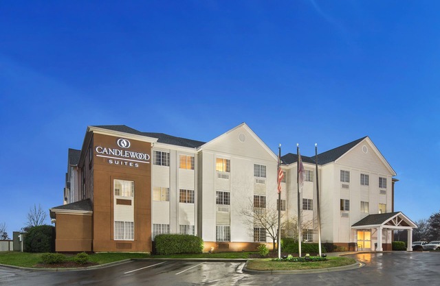 Candlewood Suites Charlotte - Arrowood by IHG