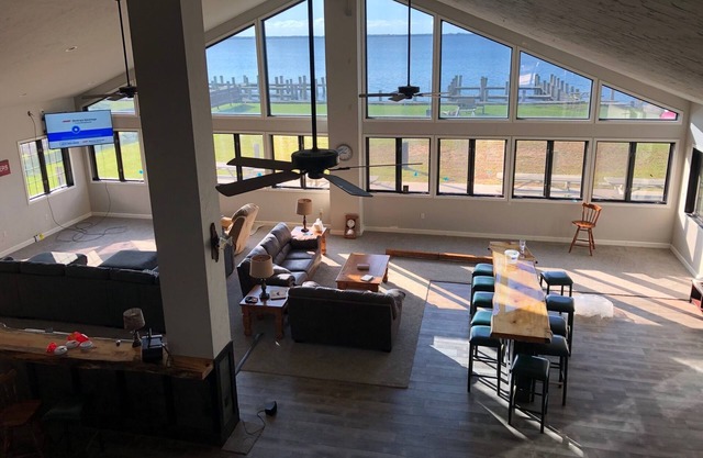 Canvasback Lodge - 6,400 SF of fun.... great play, swimming, fishing and boating
