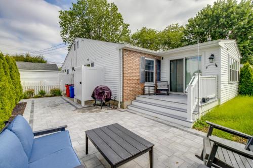 Cape May Quad with Grill - 7 Blocks to Beach!