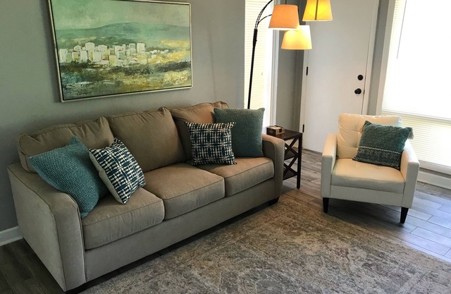 Capital City Condo #1 close to Interstate, Water Park, Restaurants and Shopping