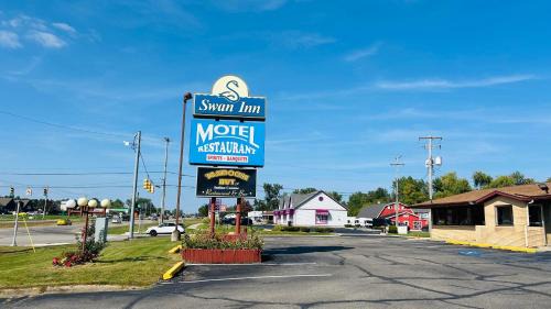 Capital O Swan Inn Comstock Park