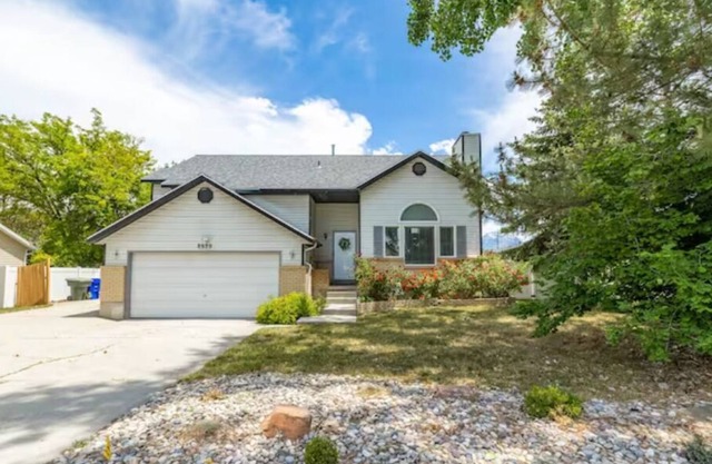 Capt's Quarters | Big Backyard | 5 BD 2 B