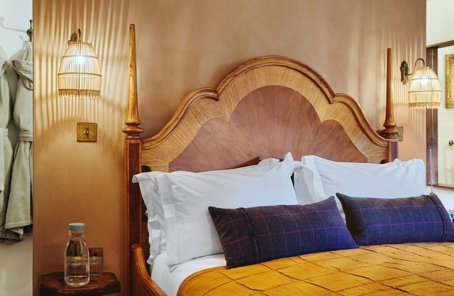 Carswell | Luxury Kingsize Room | Kilmartin Castle