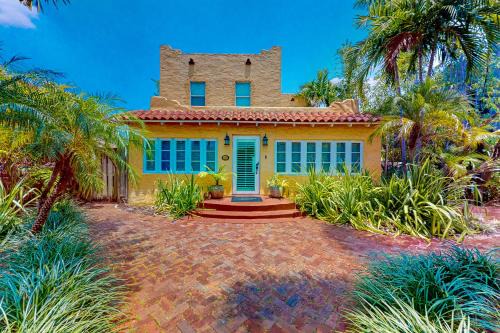 Casa Amarilla Main House