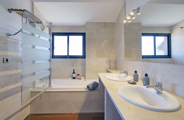 Casa con Vistas a Sierra Nevada