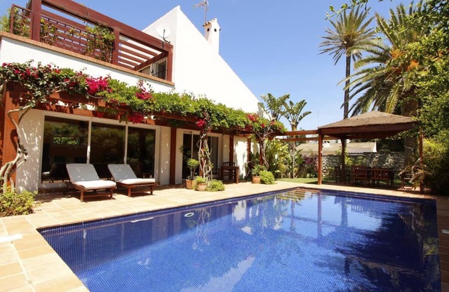 Casa Fiona A - Charming holiday home with pool very close to the beach