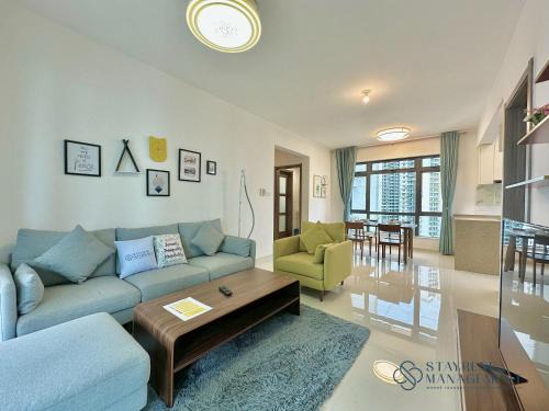 Casa Forest Modern Suites at Forest City JB