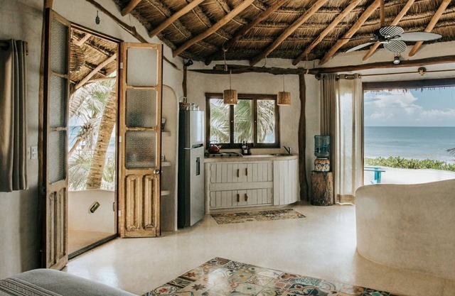 Casa Gaia ~ Mahayana, Private Vacation Home on Tulum beach with turquoise sea at your doorstep!