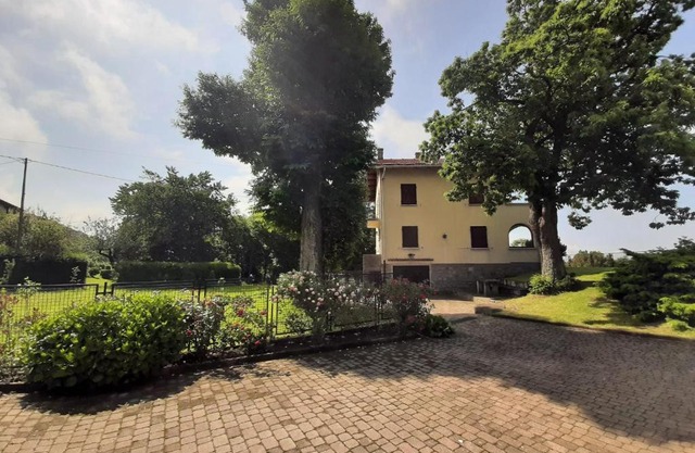 Casa in montagna con giardino privato recintato