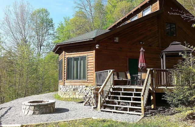 Casa Lago Lakefront on Watauga Lake, covered boat dock, boat slip, water toys