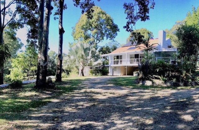 Casa Las Valla, Coastal Country Retreat House NSW, Private, Spacious