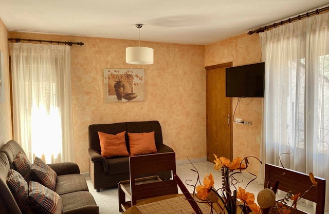 Casa Lola in Beceite, surrounded by mountains and rivers.