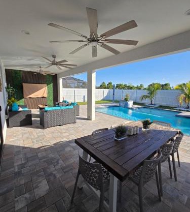 Casa Madrid Heated pool sleeps 8