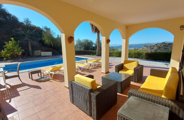 Casa Monte Roefie Spacious villa with private pool and sea and mountain views