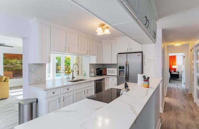 Casa Oasis w/Pool in Coastal/Beach Town!