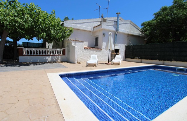 CASA PALMERESS 4,Ideal house for your holidays near the sea, free wifi, optional air conditioning, private pool, pets allowed, dog’s beach.