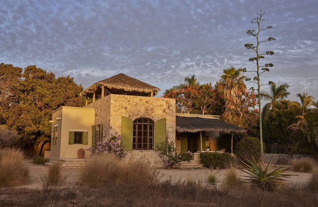 Casa Piedra - Close to the beach!