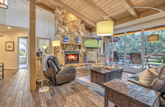 Casa Rosa-Canyon Mesa Country Club-Upscale Retreat- Golf/PB/Tennis/Pool/HotTub