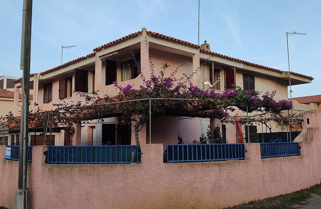 Casa Rosada With Outdoor In Budoni