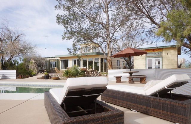 Casa Tierra - Secluded Oasis with Pool and Hot tub!