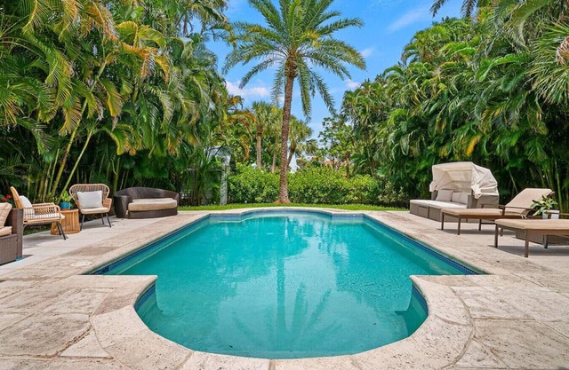 Casa Washington - Private Pool, Mins to DT + Beach
