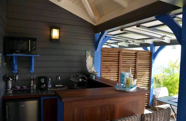 Cases créoles classified 4* with private pools