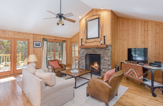 Cashiers “Rhododendron Cottage”