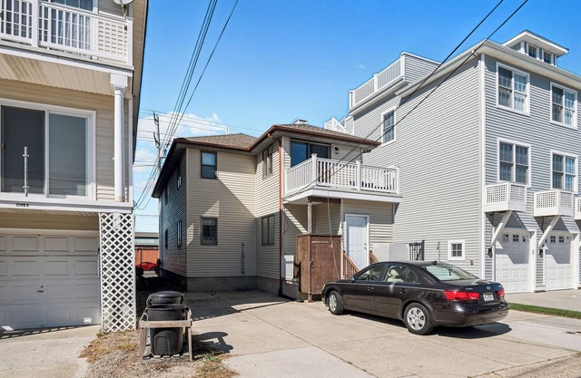 Castaway Cottage, A Cozy 2-Bedroom Condo in OCNJ. Pet Friendly