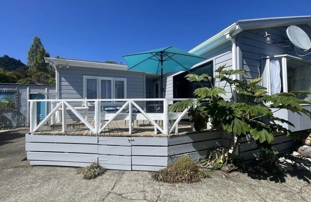 Castaway Cottage - Cute and relaxing house in beautiful Pohara