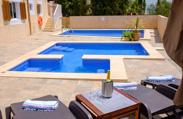 Castell des Paradís - Family villa near the sea