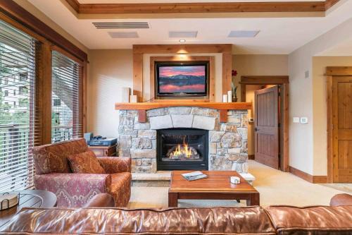 Catamount Lodge 201B by East West Hospitality