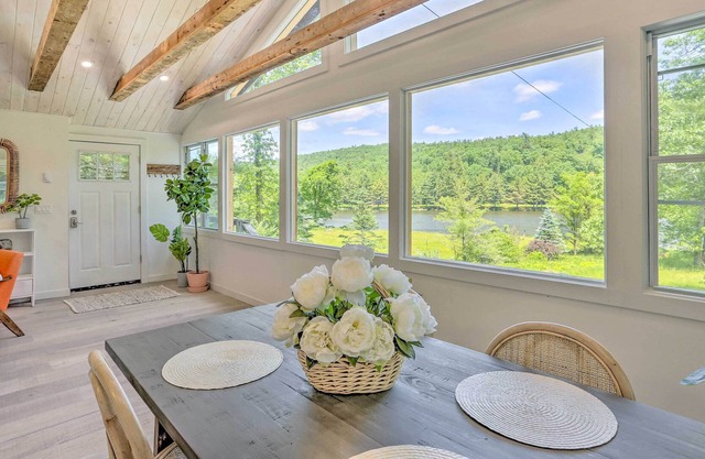 Catskills Sanctuary w/ Lake Access + Hot Tub
