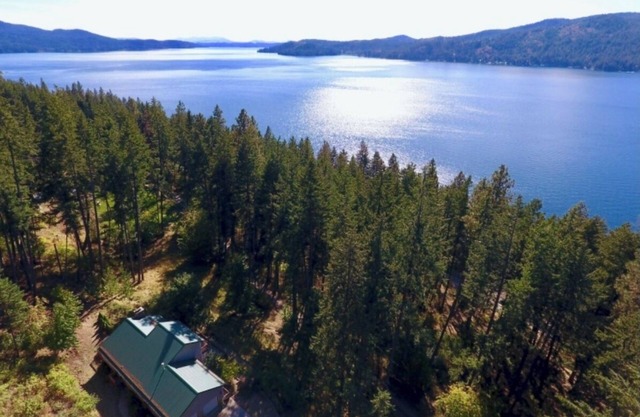 CDA Lake-House