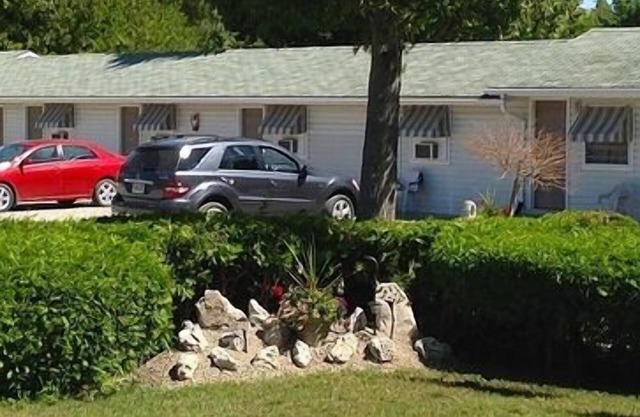 Cedar Vista Motel