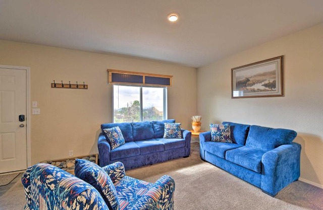 Cedaredge Hideaway with Grill and Mountain Views!
