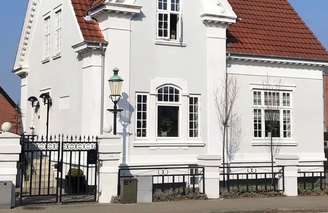 Center of Esbjerg, with own entrance and bathroom