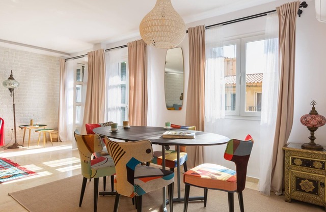 Central and bright apartment with balconies