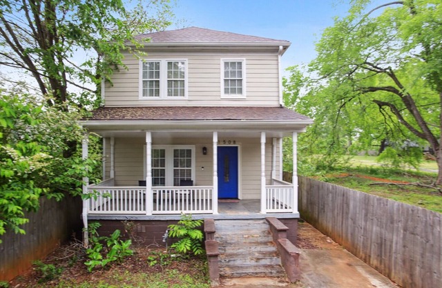 Central Atlanta Home Near Major Attractions