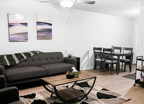 Central Casa Grande 3Bed, with Full Kitchen, backyard and W&D
