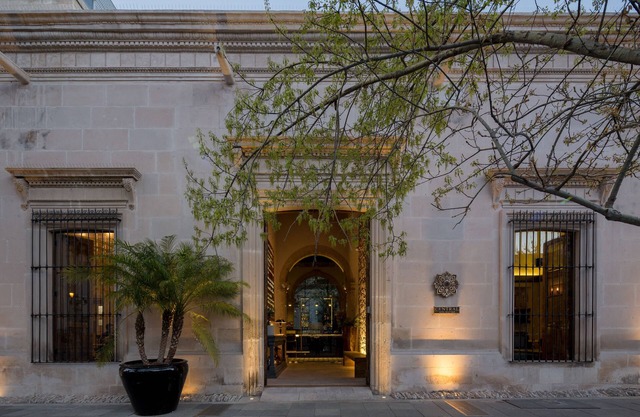 Central Hotel Boutique
