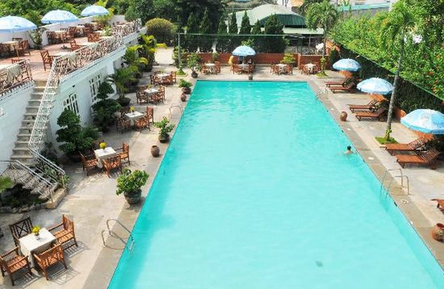 Central Hotel