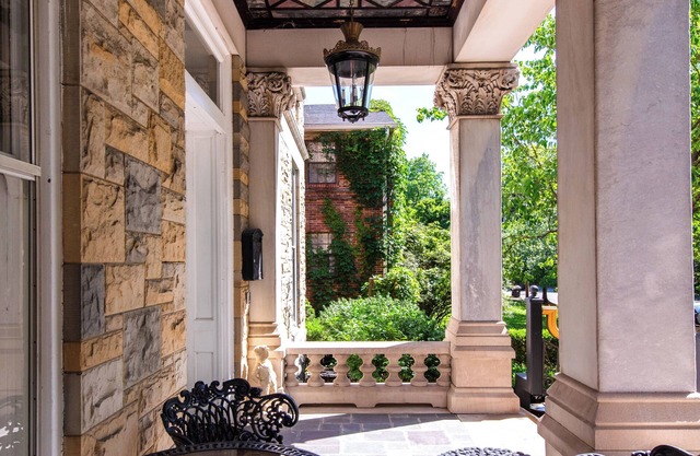 Central Park Bed & Breakfast