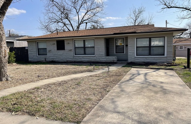 Central San Antonio Gem!