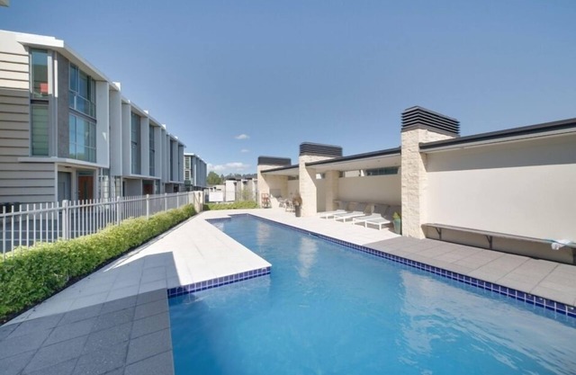 Central Taupo 3 bed apartment