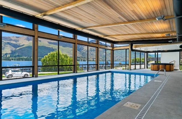 Central Wanaka Lakeside Condo