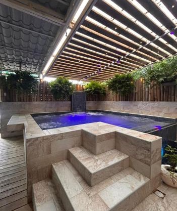 CENTRICO 2Hab con Terraza y Picuzzi totalmente Privados