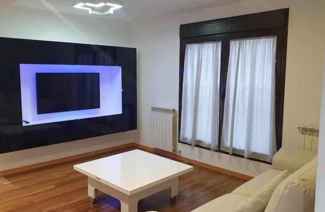 Centro aparcamiento gratuito al lado del pilar